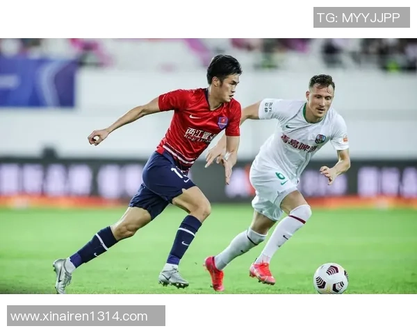 重庆足球队与南京足球队赛后技术分析与战术复盘探讨